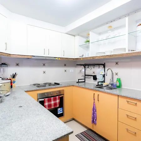 A2J Luxury 3Br Suite Near Uptown Mall Bgc Taguig