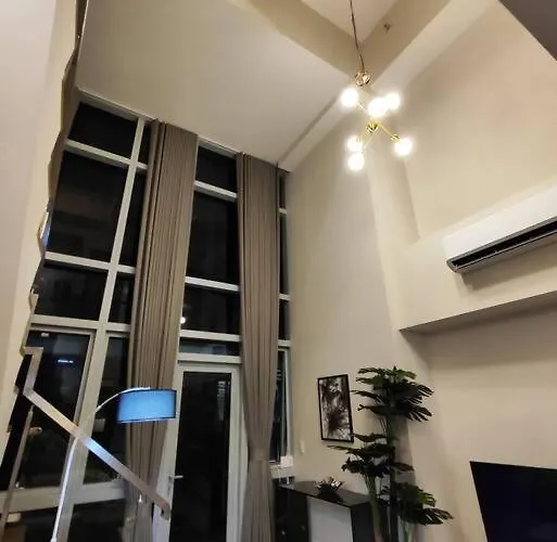 A2j Luxury 3br Near Uptown Mall Bgc Taguig *