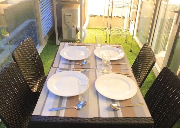 A2j Luxury 3br Near Uptown Mall Bgc Taguig